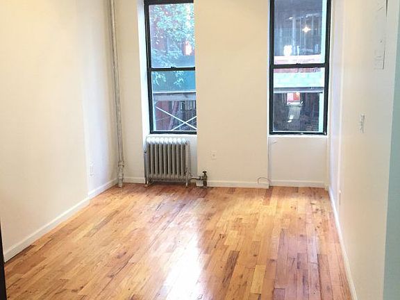 2nd image of 313 W 114th St APT 1C