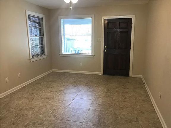 2nd image of 6109 Milne Blvd