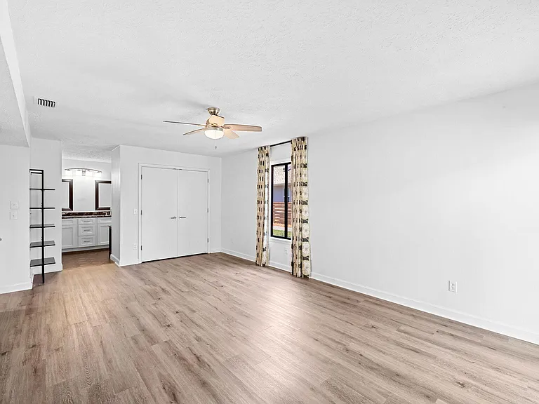 134 Marlin Cir — Photo 17