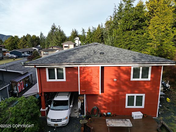 4th image of 306 Nicole Dr