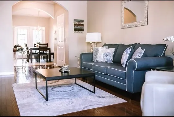 2 bed, 2.5 bath, 1300 sqft, $2,200 — Photo 4