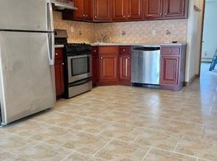 69-30 62nd Dr, Middle Village, NY 11379