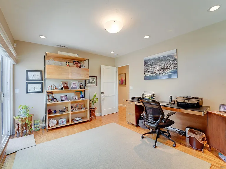 8139 Paseo Del Ocaso — Photo 24