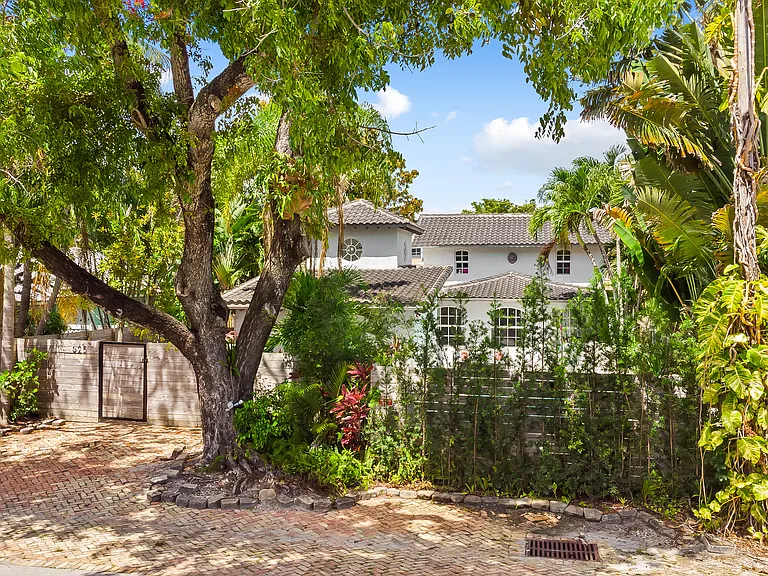 625 NE 15th Ave — Photo 47