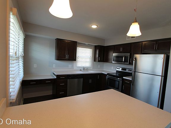 3rd image of 1133 Park Ave APT 4