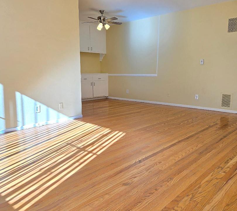 1st image of 816 N Hayworth Ave APT 2