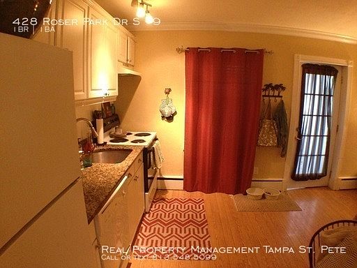 5th image of 428 Roser Park Dr S APT 9