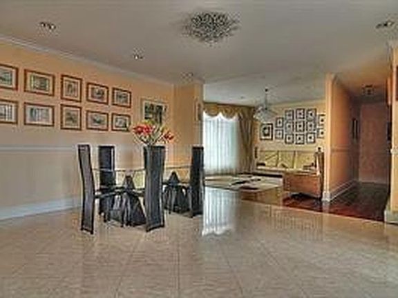 3rd image of 113 Kings Hwy #6C