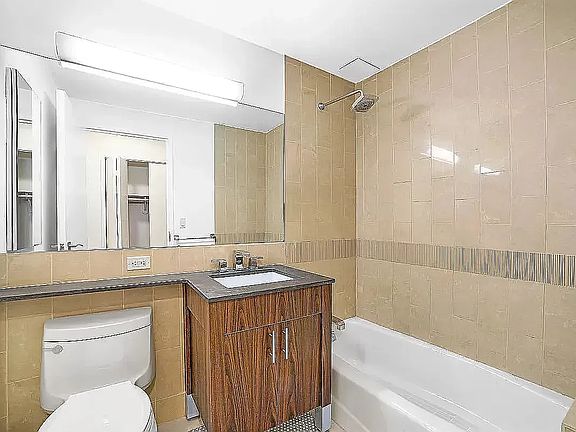 4th image of 30 W 18th St APT 8g