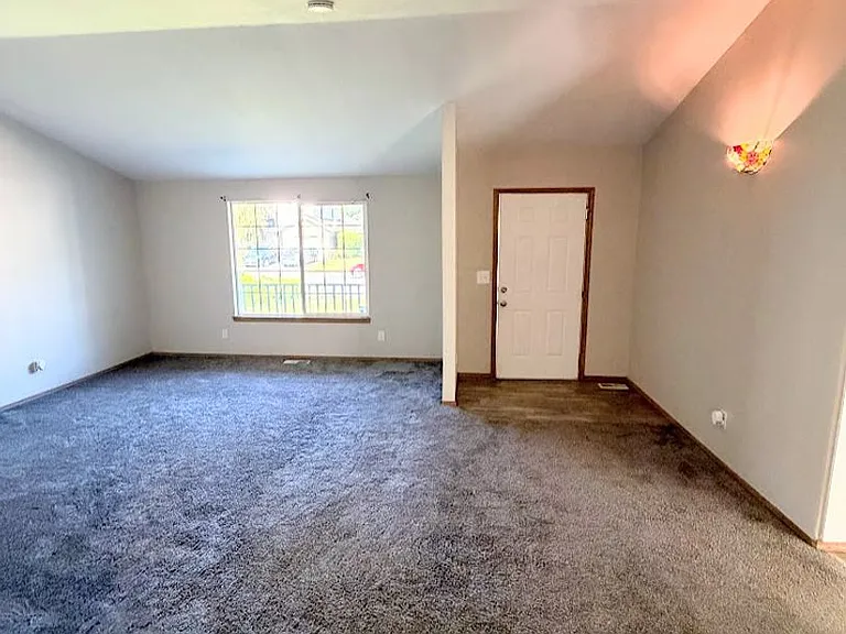5188 Perry St NE — Photo 4
