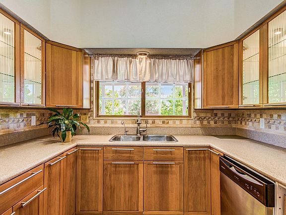 3rd image of 2821 W Camino De La Joya