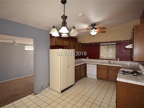 3rd image of 7305 Lattimore Dr