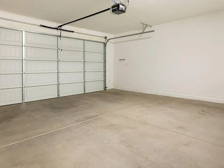 1111 W Diamondback Dr — Photo 34
