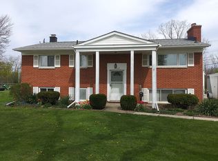 34697 Forman Dr, Sterling Heights, MI 48310