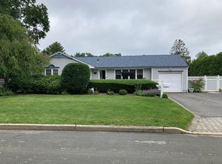 243 Cedar St, Saint James, NY 11780