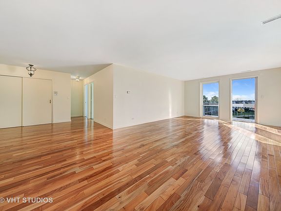 2nd image of 1501 Darien Lake Dr APT 306