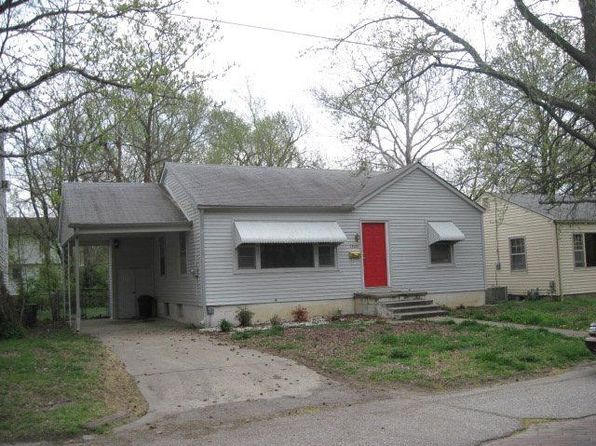 1709 S Walnut St