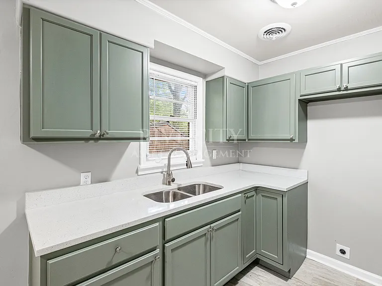 4502 Dunn Ave — Photo 8