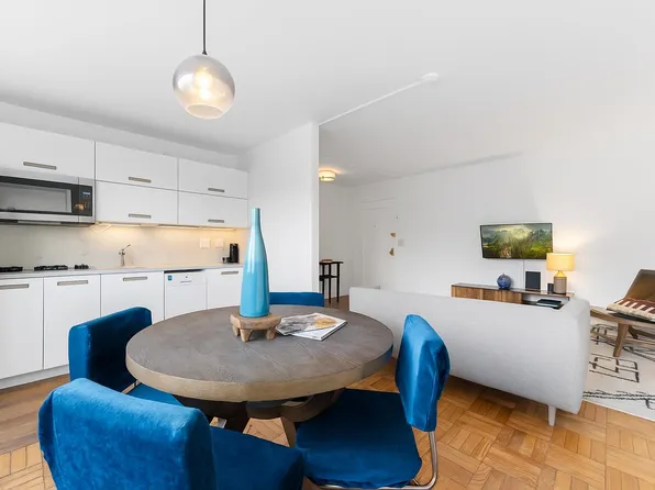 6515 Blvd East image 2 of 14