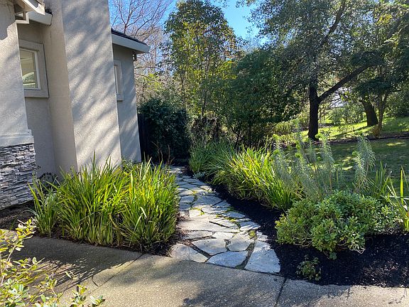 Front Yard Right Walkway