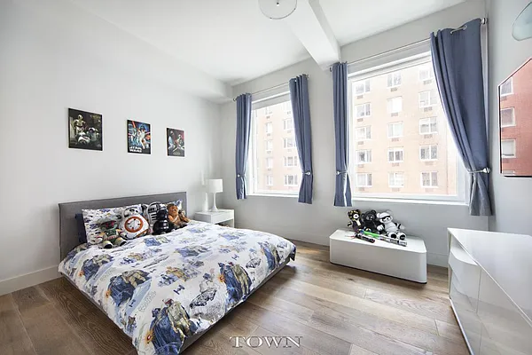 Sold by Town Residential | media 33