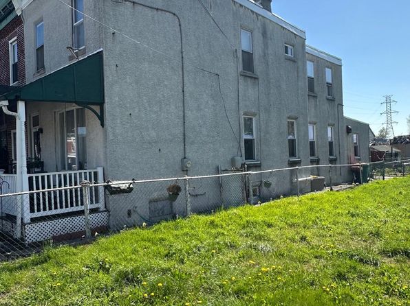 128 Thurlow St, Chester, PA 19013