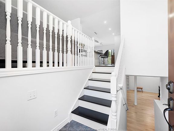 5th image of 4332 Monterey Ct
