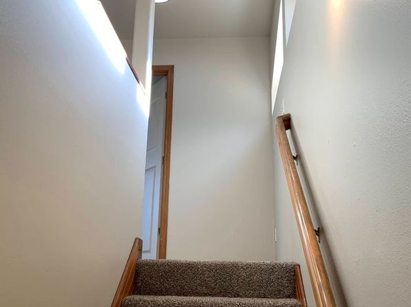 325 Foch St #0
