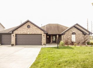 1213 Winston Ct, Greenwood, IN 46143