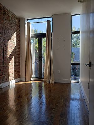 1st image of 1220 Pacific St #3