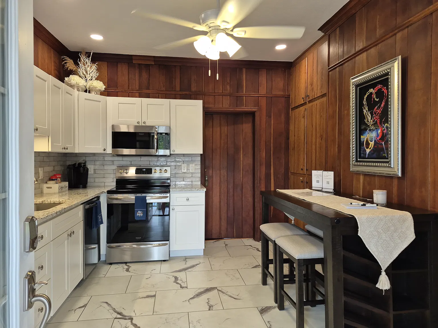 1 bed, 400 sqft, $1,700 — Photo 4