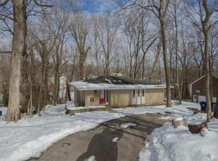 209 Rebel Dr, Pewee Valley, KY 40056