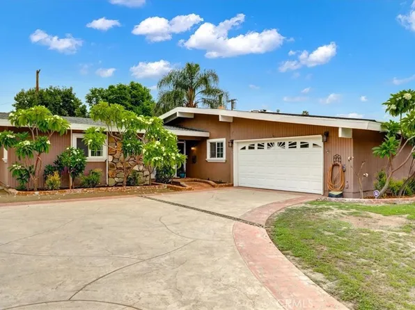 8454 Casaba Ave, Winnetka, CA 91306