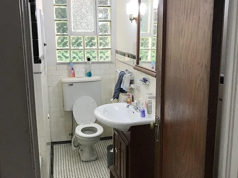 Unit Photo