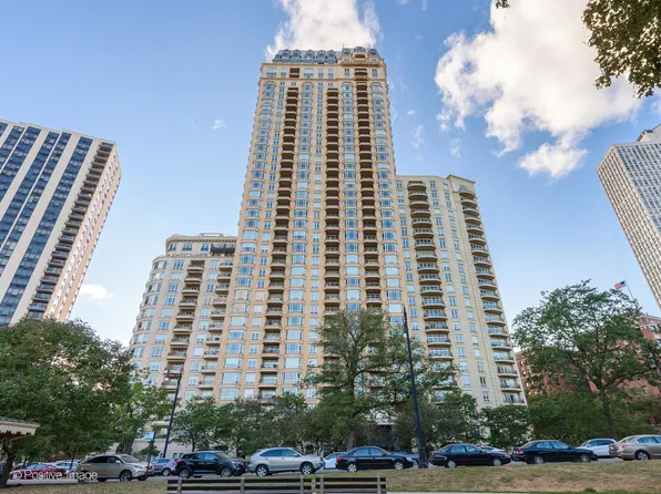 2550 N Lakeview Ave Unit N901, Chicago, IL 60614