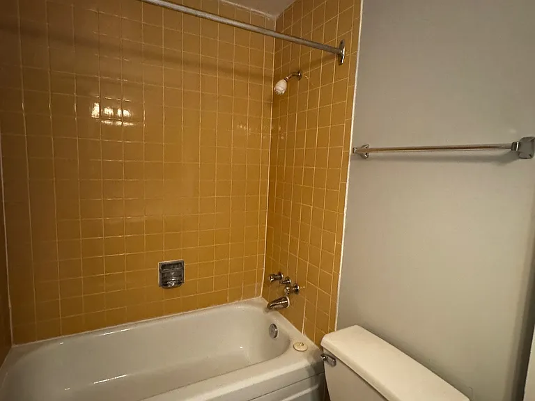 52 Bayswater Ave — Photo 10