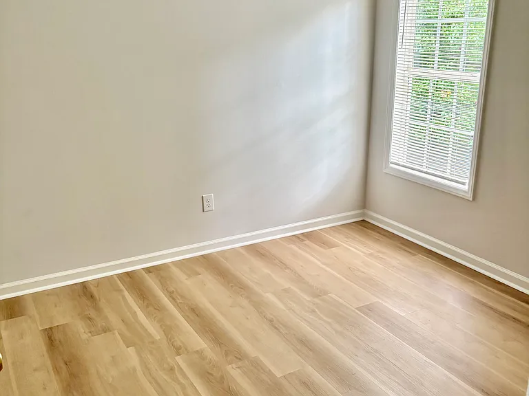 10 Kilburn Ln — Photo 30