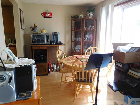5th image of 914 11th Ave NW #916