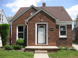 24844 Godin St, Center Line, MI 48015