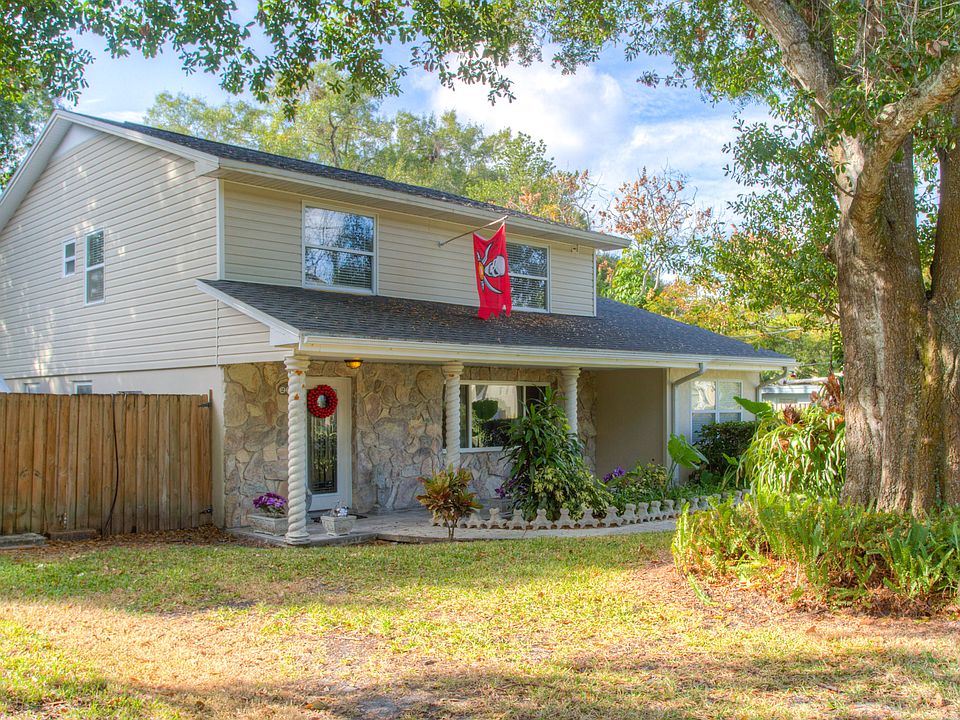 1st image of 2206 Howard Ln