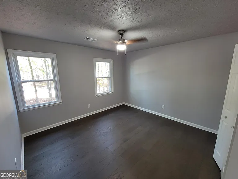 260 Greenfield Cir — Photo 28