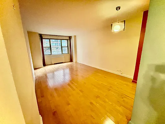 Rented by LG Fairmont Group | media 19