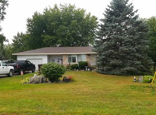 694 S Huron Rd, Linwood, MI 48634