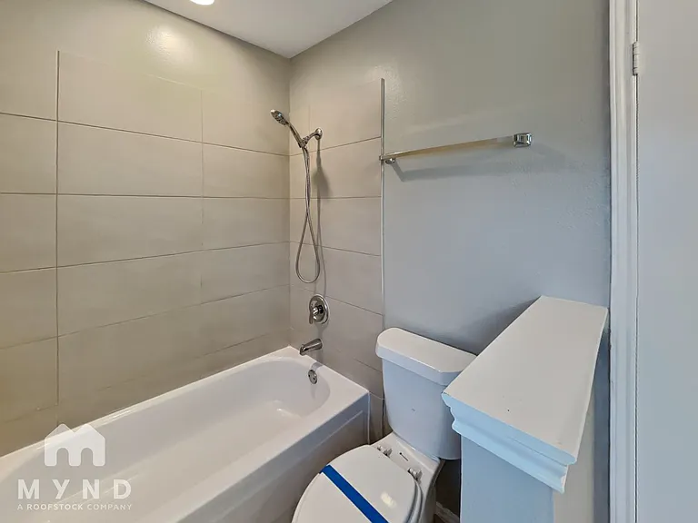 208 S Malone Rd — Photo 14