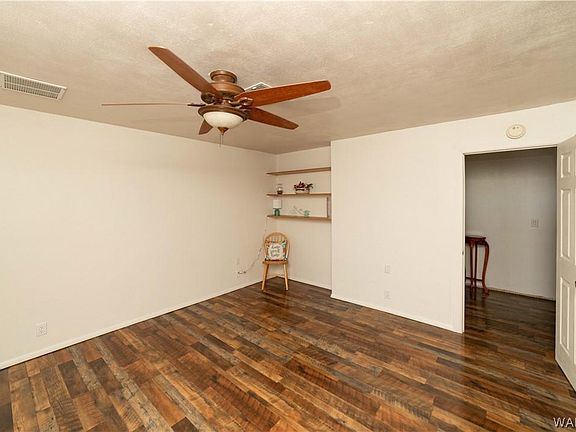 5th image of 1359 Zircon Ave