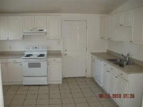 2nd image of 5895 Kelly Way