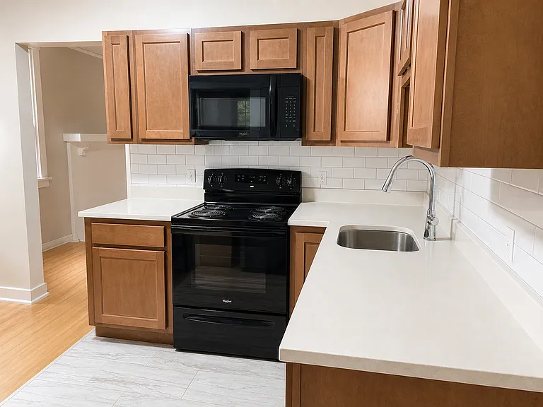 Hardwood 2-Bedroom