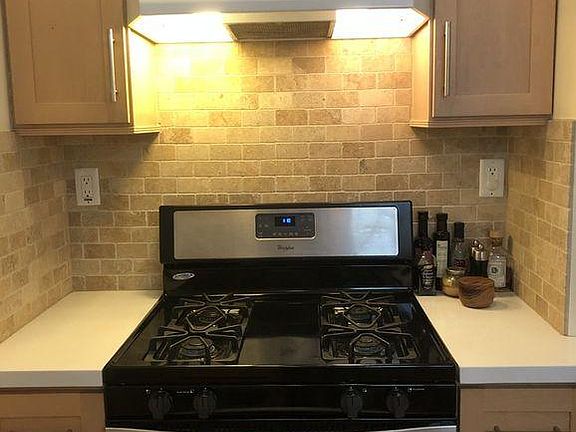 4th image of 1137 Webster St #1