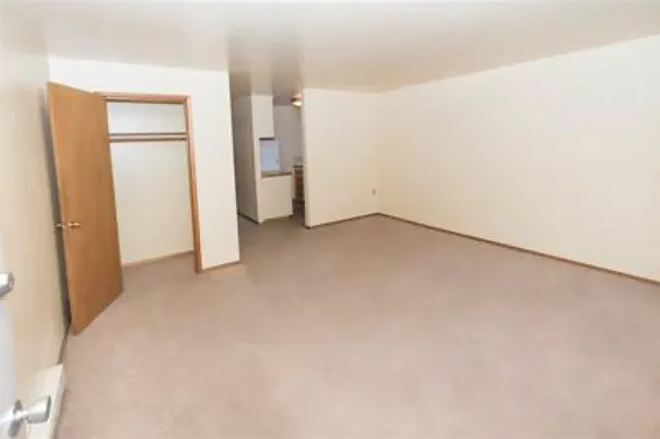 4119 11th Ave NE #1006 — Photo 5