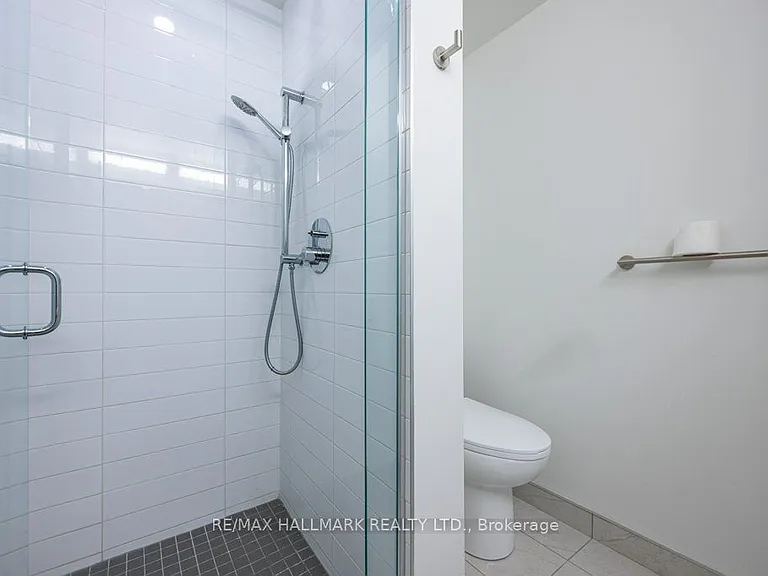 8868 Yonge St #1507E — Photo 14
